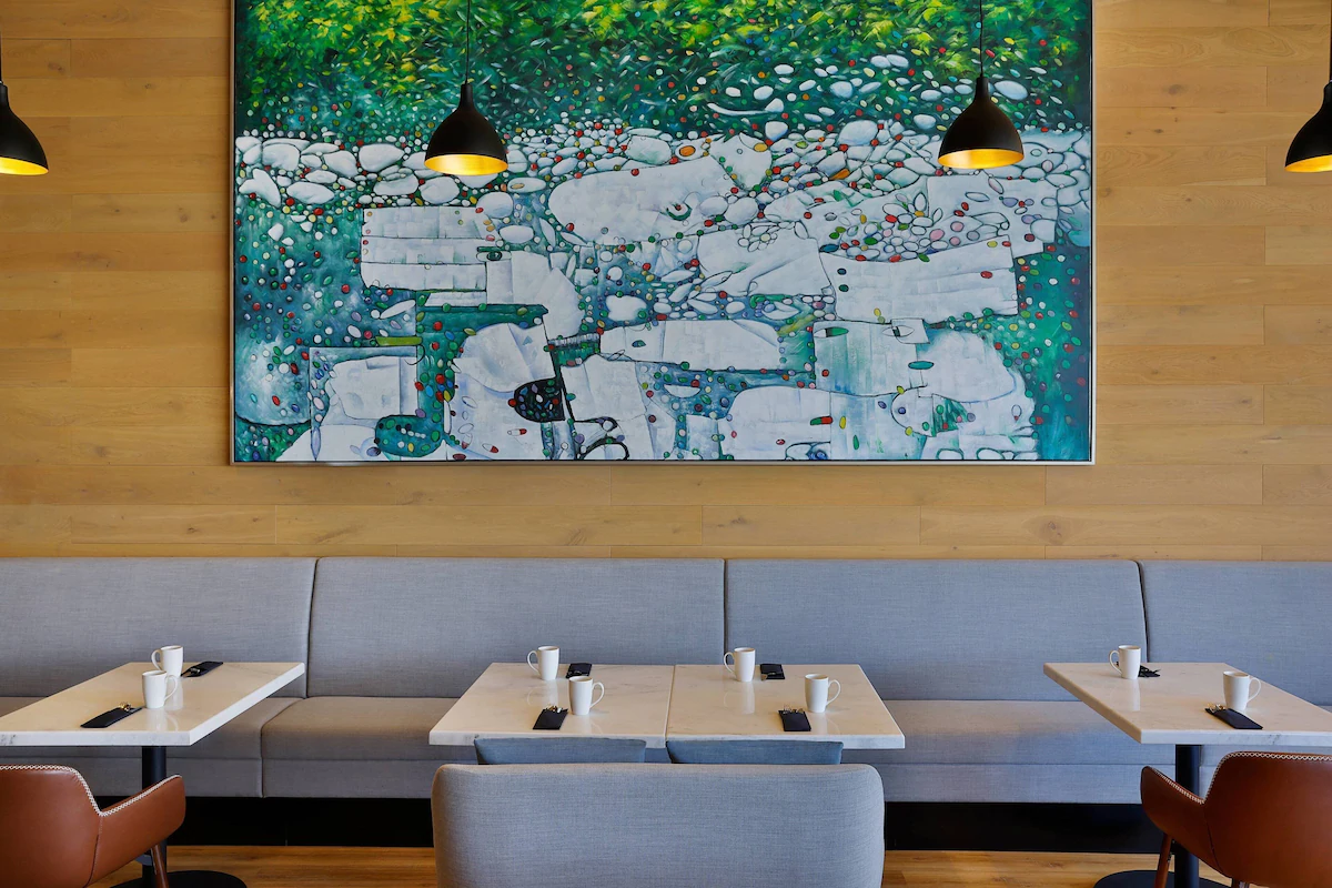 رستوران هتل رزیدنس این بای مریوت الجداف دبی